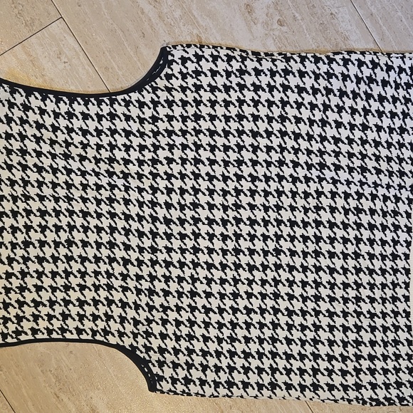 Ted Baker London Stylish Syrenia Black/White Houndstooth Top - Picture 6 of 10